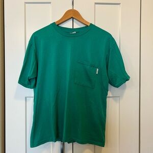 Green vintage 90s streetwear tee